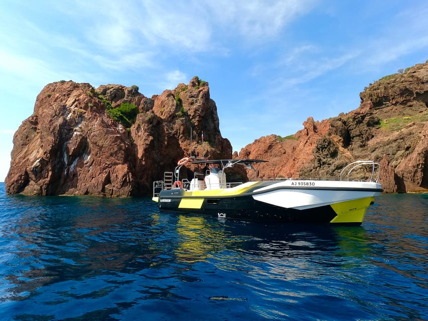 frejus-sea-and-creeks-boat-tour-with-snorkeling-and-drinks