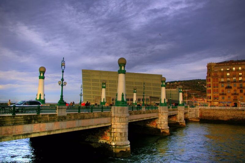from-bilbao-gaztelugatxe-and-san-sebastian-minibus-tour
