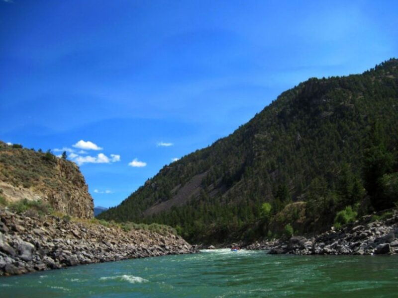 from-gardiner-yellowstone-river-scenic-float