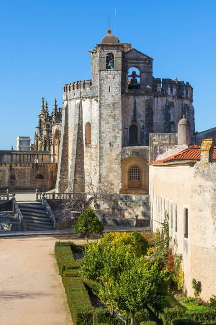 from-lisbon-privat-knights-templar-castle-tomar-day-trip