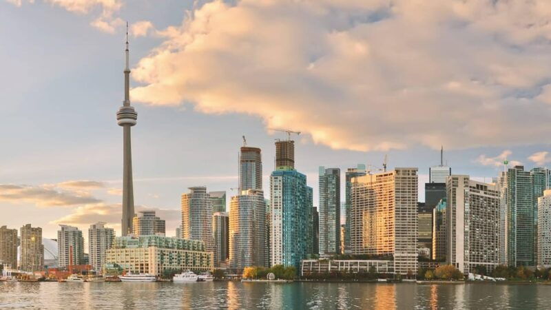 from-montreal-toronto-niagara-falls-1000-islands-tour