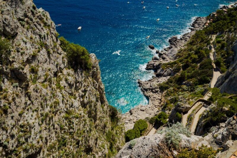 from-pompeii-castellammare-vico-equense-capri-day-cruise