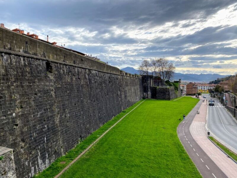 from-san-sebastian-hondarribia-sightseeing-and-pintxos