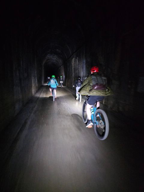 from-seattle-snoqualmie-tunnel-scenic-bike-tour