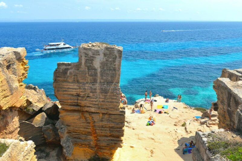 from-trapani-cruise-to-favignana-and-levanzo-with-lunch