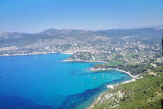 full-day-aix-en-provence-cassis-and-marseille