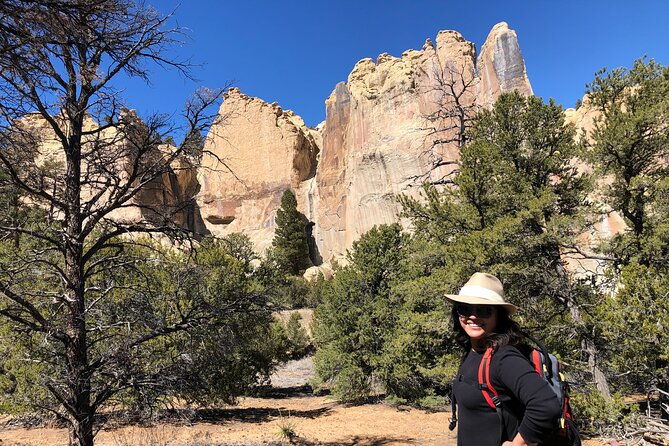 full-day-el-morro-hike-zuni-jewelry-buying-tour-with-pickup