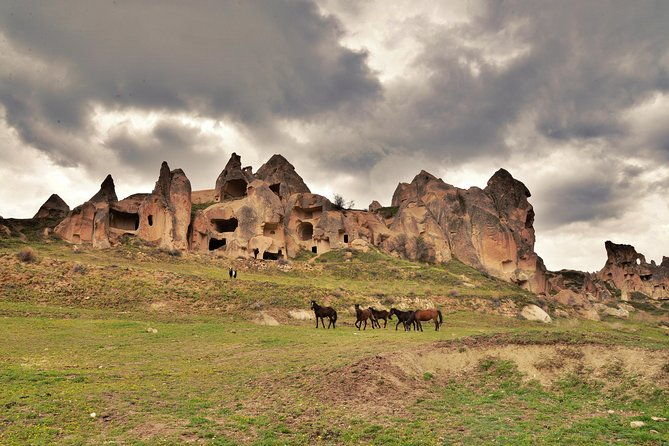 full-day-hiking-tour-in-beautiful-valleys-of-cappadocia