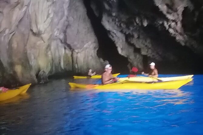 full-day-kayak-adventure-to-palinuro-and-blue-grotto