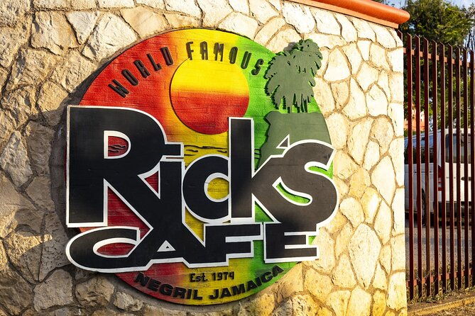full-day-seven-miles-beach-and-ricks-cafe-with-entrance-included