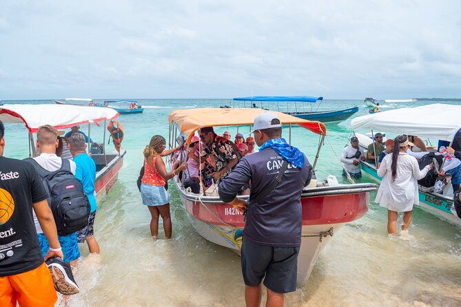 full-day-tour-to-4-rosario-islands-with-snorkeling-and-plankton-in-cartagena