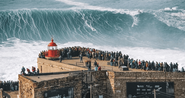 full-day-tour-to-fatima-nazare-and-obidos-luxury-sedan