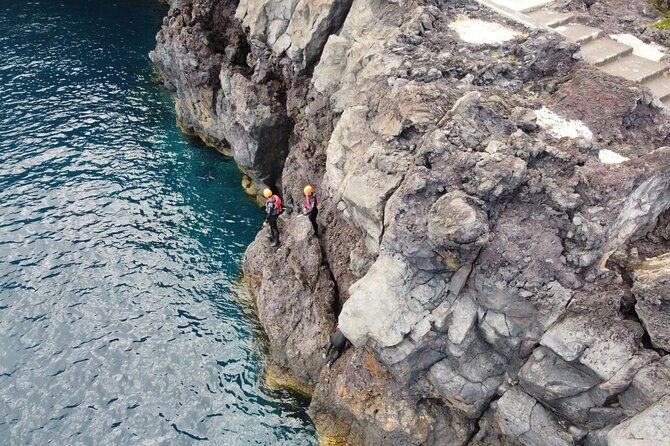 garajau-coastal-hike-and-cliff-jumping