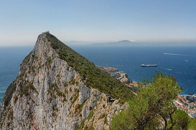 gibraltar-shore-excursion-the-original-rock-shop-caves-tour