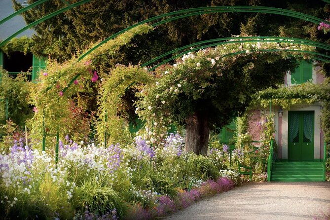 giverny-monets-house-gardens-private-guided-walking-tour