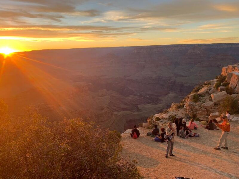 grand-canyon-national-park-guided-sunset-hummer-tour