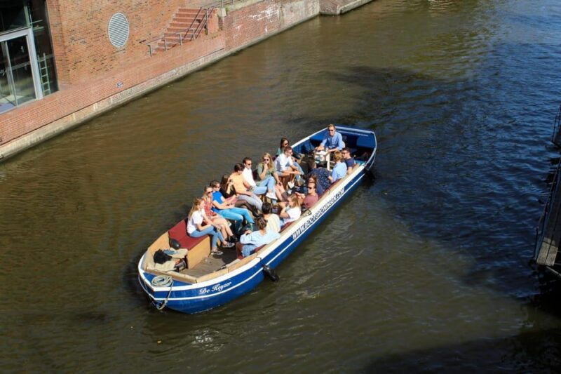 groningen-private-city-cruise-with-open-bar