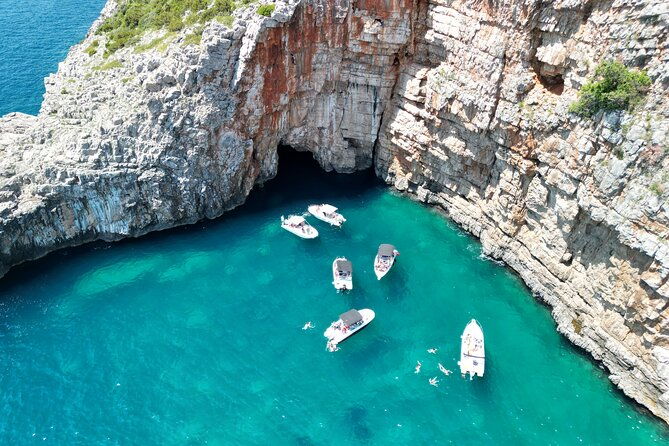group-guided-tour-blue-cave-speedboat-tour-in-the-bay-of-kotor