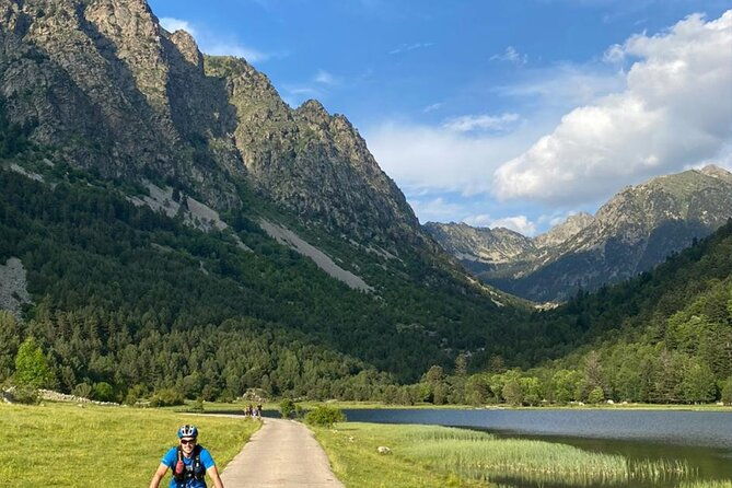 guided-e-bike-excursion-to-the-artiga-de-lin