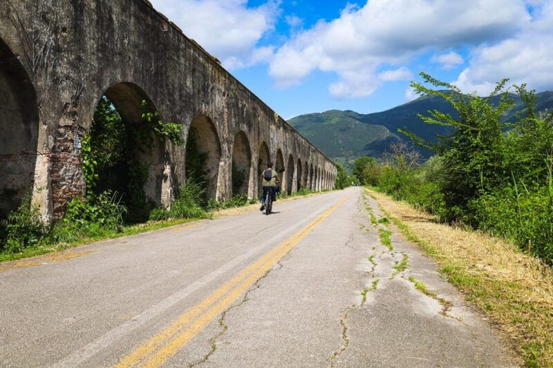 guided-e-bike-tour-the-surroundings-of-pisa-history-nature-and-secret-sights
