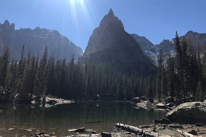 guided-hiking-experience-of-iconic-mirror-lake-lone-eagle-peak