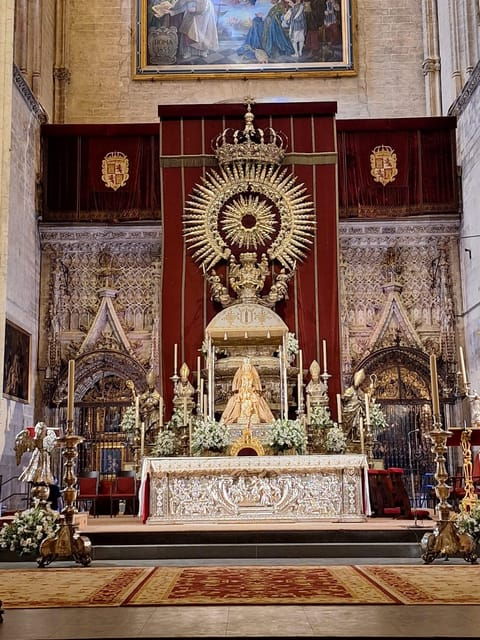 guided-tour-in-the-cathedral-of-seville
