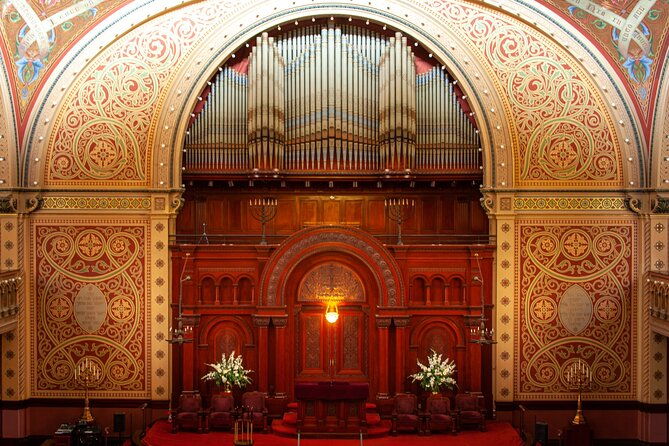 guided-tour-of-historic-gold-rush-synagogue