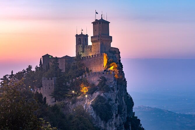 guided-tour-of-san-marino-at-sunset-with-aperitif-included