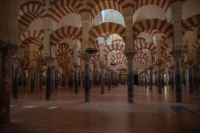 guided-tour-of-the-mosque-cathedral-and-the-alcazar-of-the-christian-monarchs