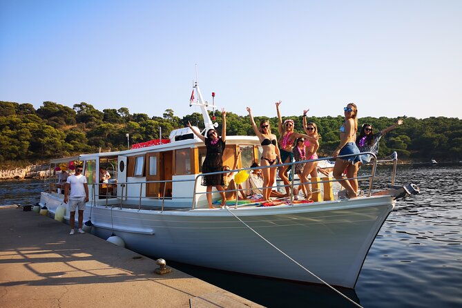 half-day-private-group-boat-tour-in-croatia