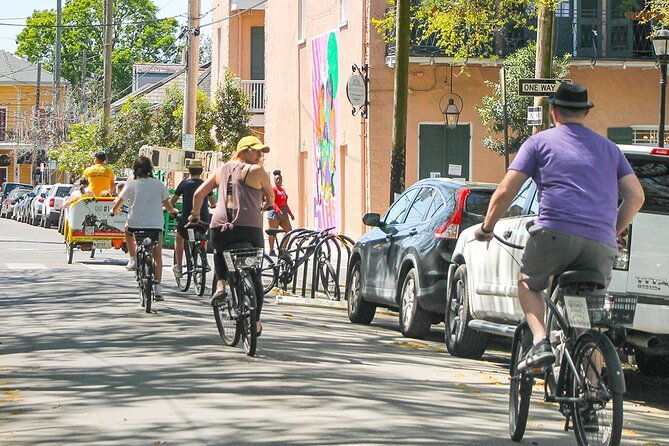 happy-hour-bike-tour-of-new-orleans