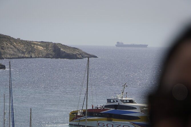 highspeed-catamaran-crossing-between-malta-and-gozo