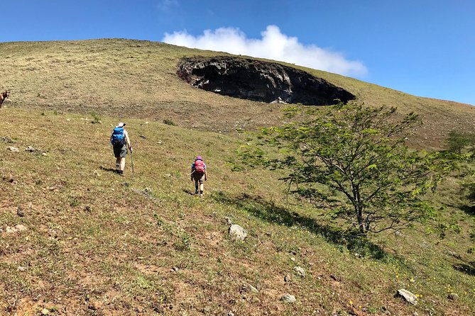 hike-el-hoyo-volcano-private-tour