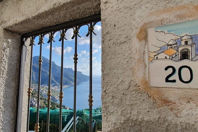 hiking-experience-ravello-path-of-the-lemons