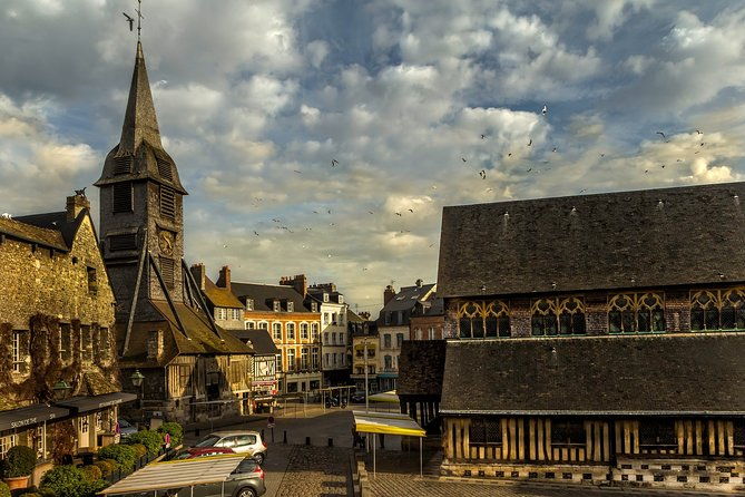 honfleur-private-walking-tour-with-a-professional-guide