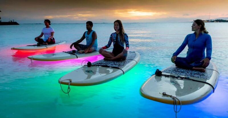 honolulu-night-sup-yoga-class