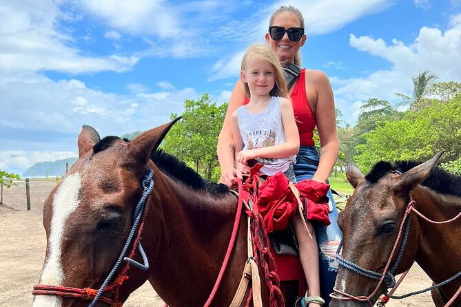 horseback-riding-tour-beach-and-ocean-view