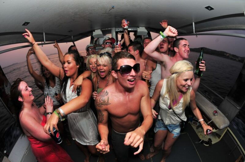 ibiza-3-hour-private-sunset-boat-cruise-for-large-groups