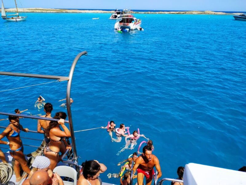 ibiza-crystal-waters-formentera-open-bar-and-buffet-lunch