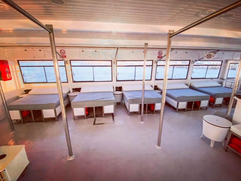 ibiza-premium-party-on-vip-catamaran-with-djs-and-disco-entrance