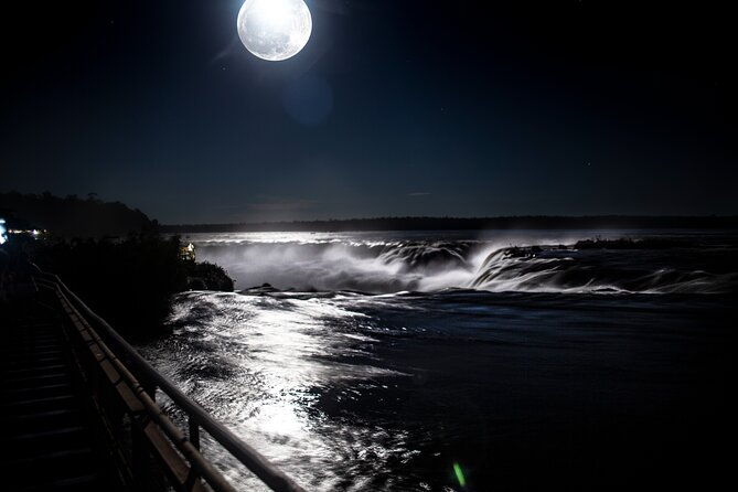 iguazu-falls-fullmoon-trekking-under-the-moonlight