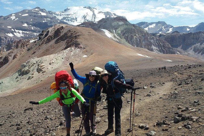 incredible-experience-in-the-andes-from-santiago-reaches-the-summit-of-4-954m