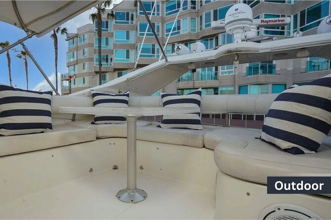 incredible-yacht-rental-in-marina-del-rey-60-neptunus