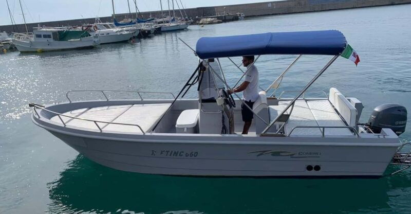 island-of-ischia-private-full-day-boat-tour-on-conero-6-6m