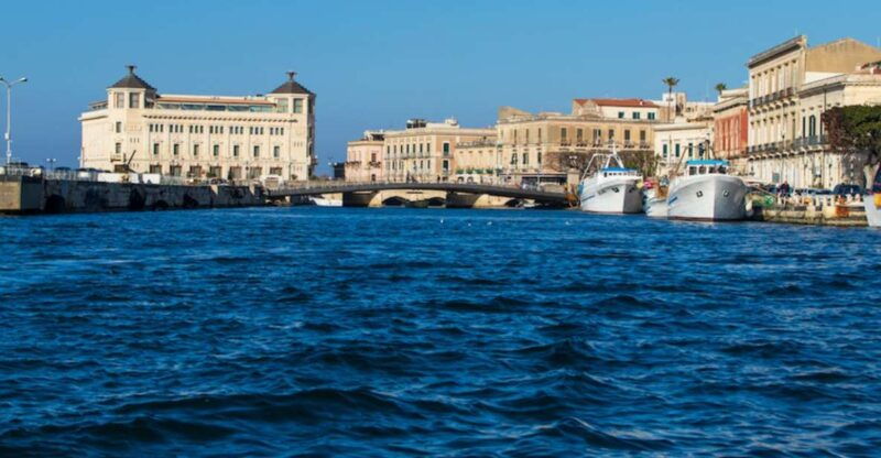 island-of-ortigia-sunset-boat-tour-with-aperitif