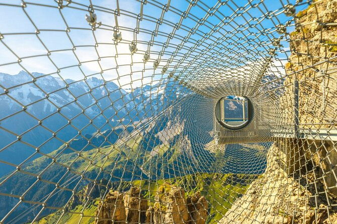 james-bonds-schilthorn-and-lauterbrunnen-private-tour-from-bern