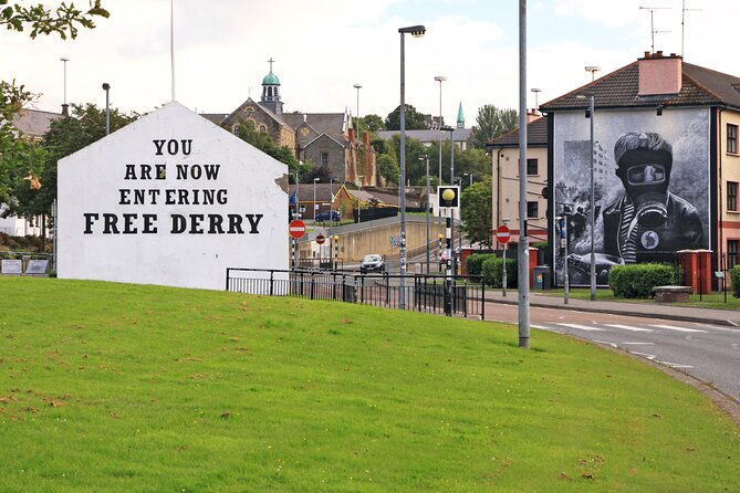 journey-into-derrys-past-a-private-walking-tour