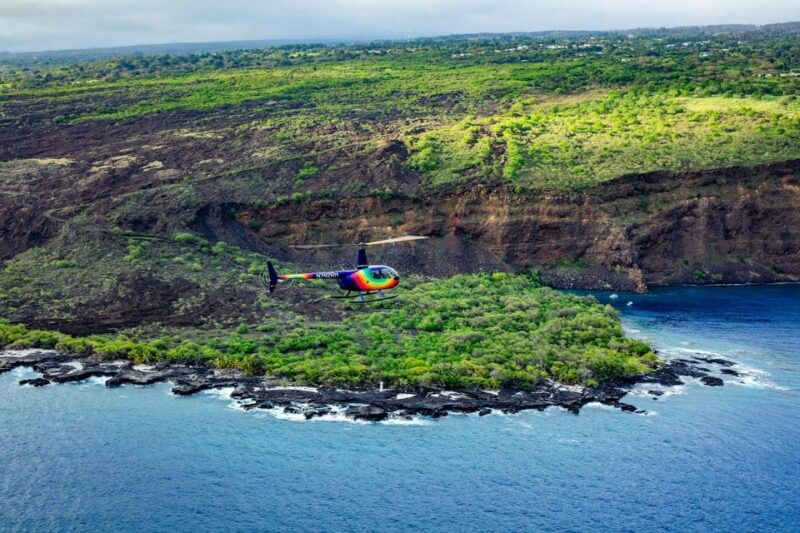 kailua-kona-coastal-scenic-doors-on-off-helicopter-tour