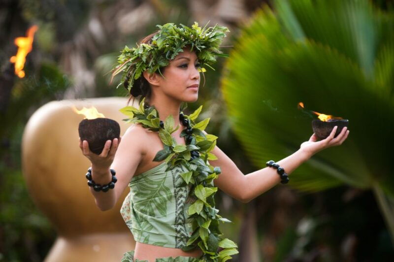kauai-vip-4-course-manor-house-dinner-luau-kalamaku-show