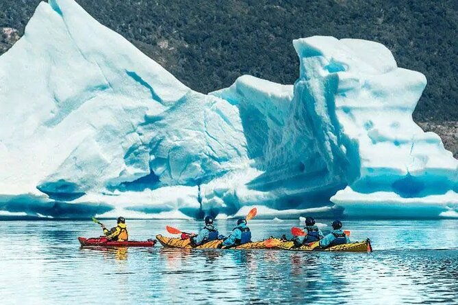 kayak-experience-on-grey-glacier-lake-torres-del-paine